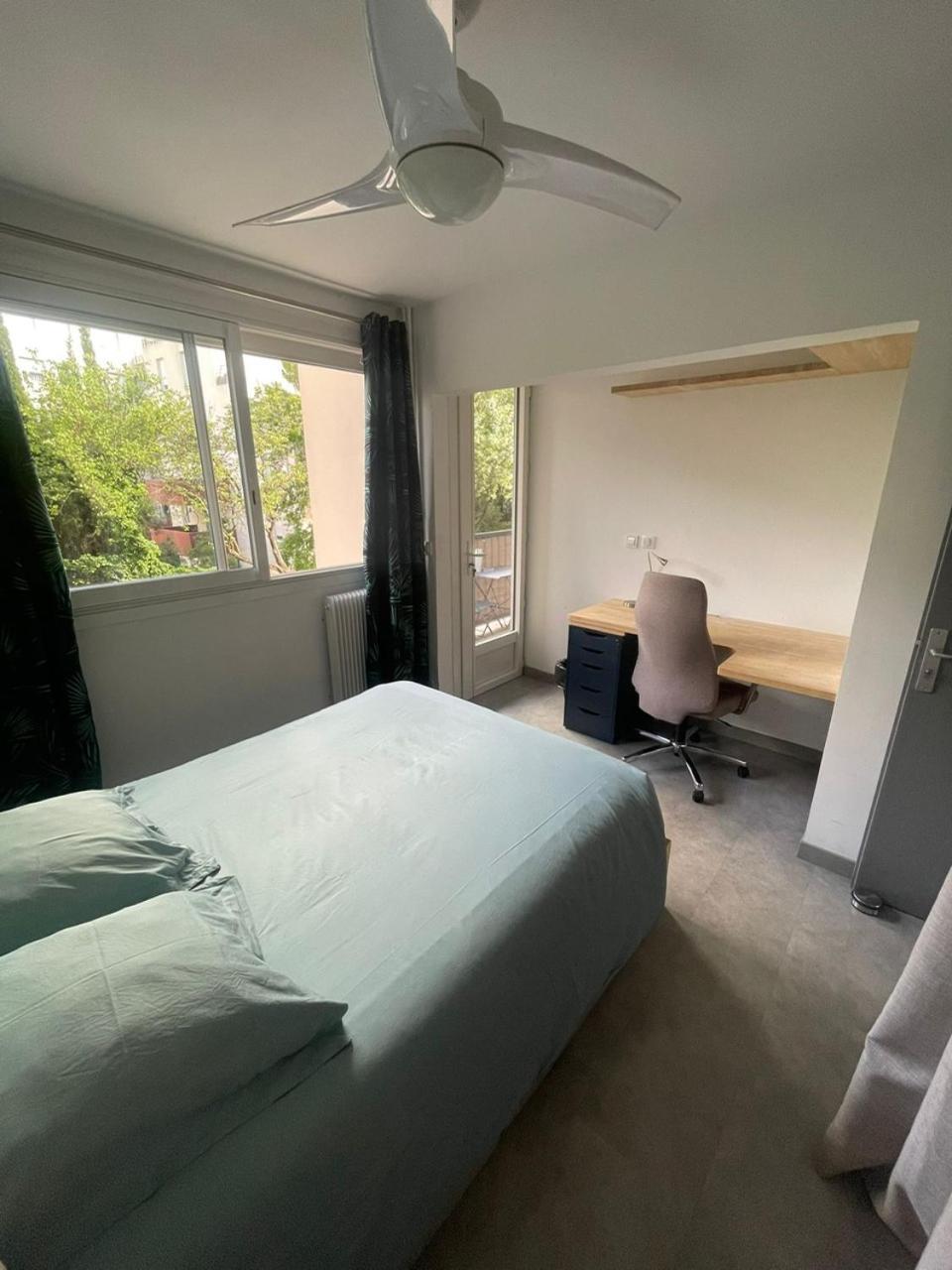 Chambre Avec Salle D'Eau Privee Dans Appartement Partage 200 M Du Tram Монпелье Экстерьер фото
